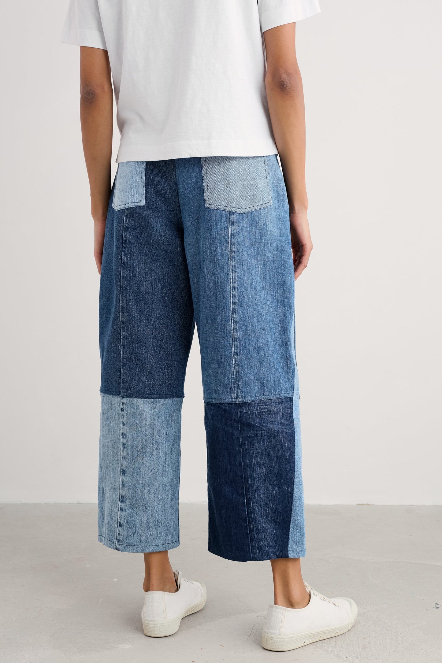 Beyond Retro Barnes Crops