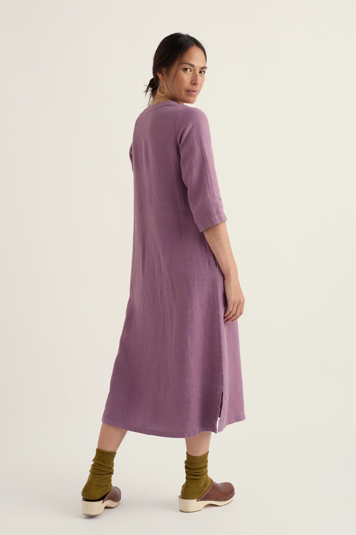 Word Posey Linen Shift Dress