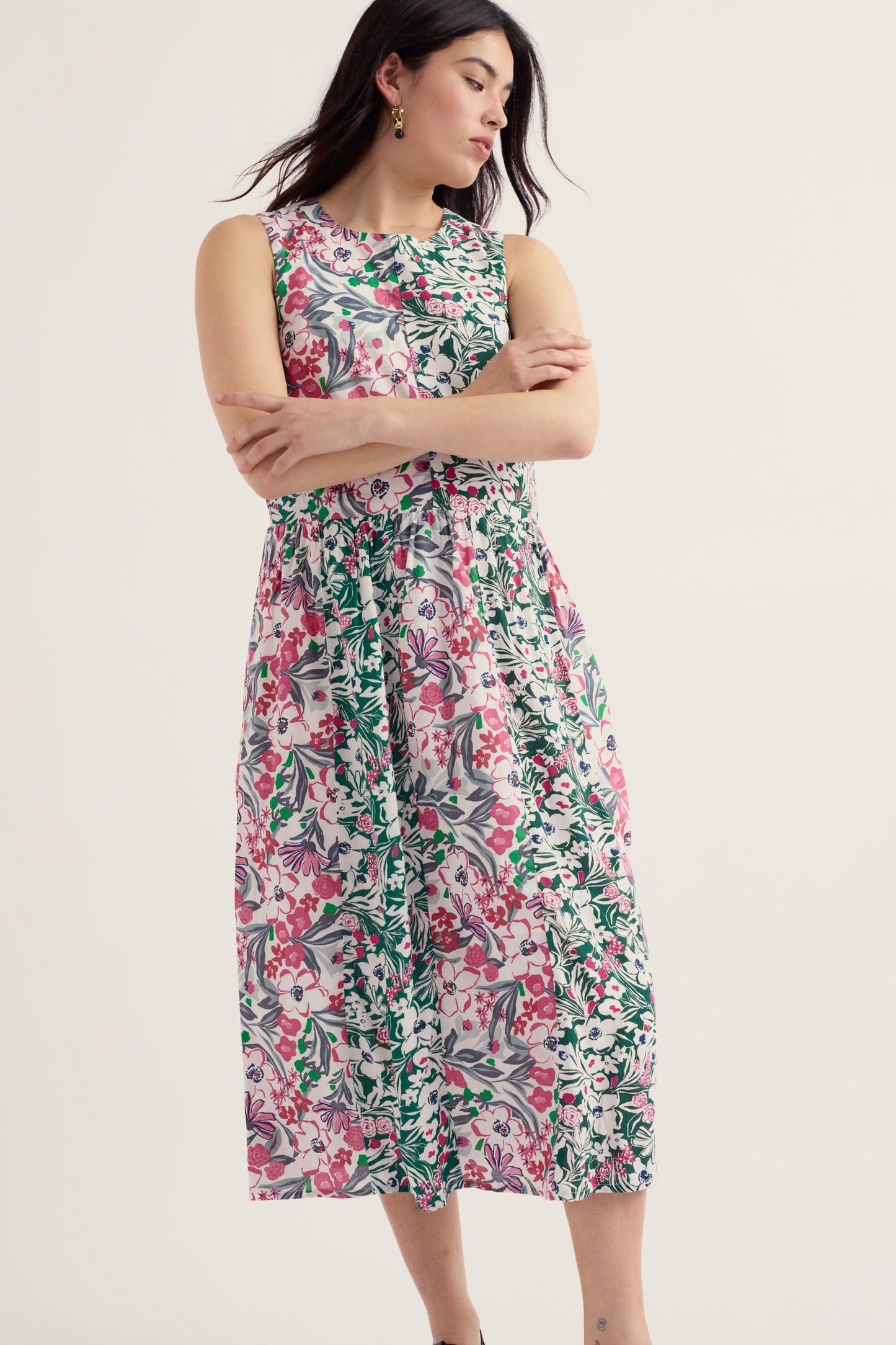 Circular Sleeveless Brouse Dress